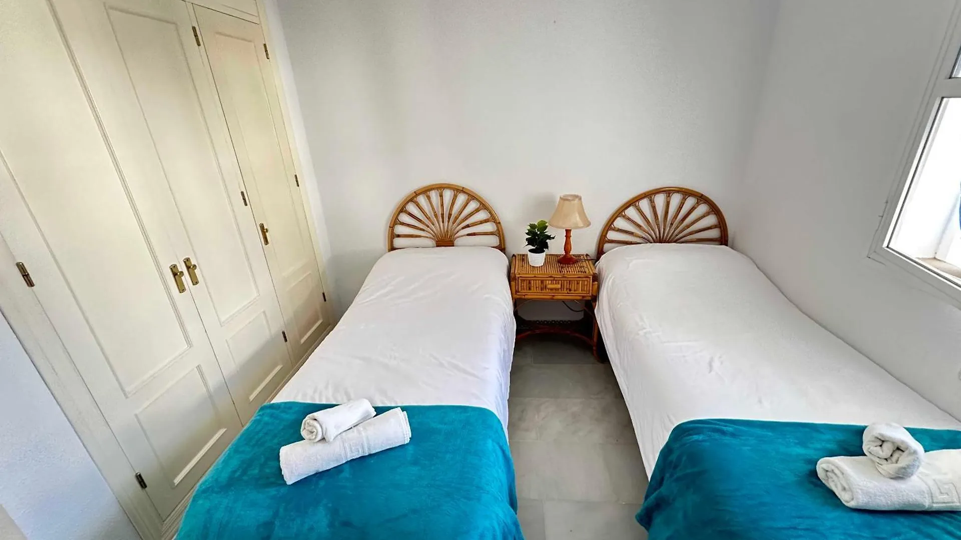 Apartamentos Costa Sancti Petri Chiclana de la Frontera España