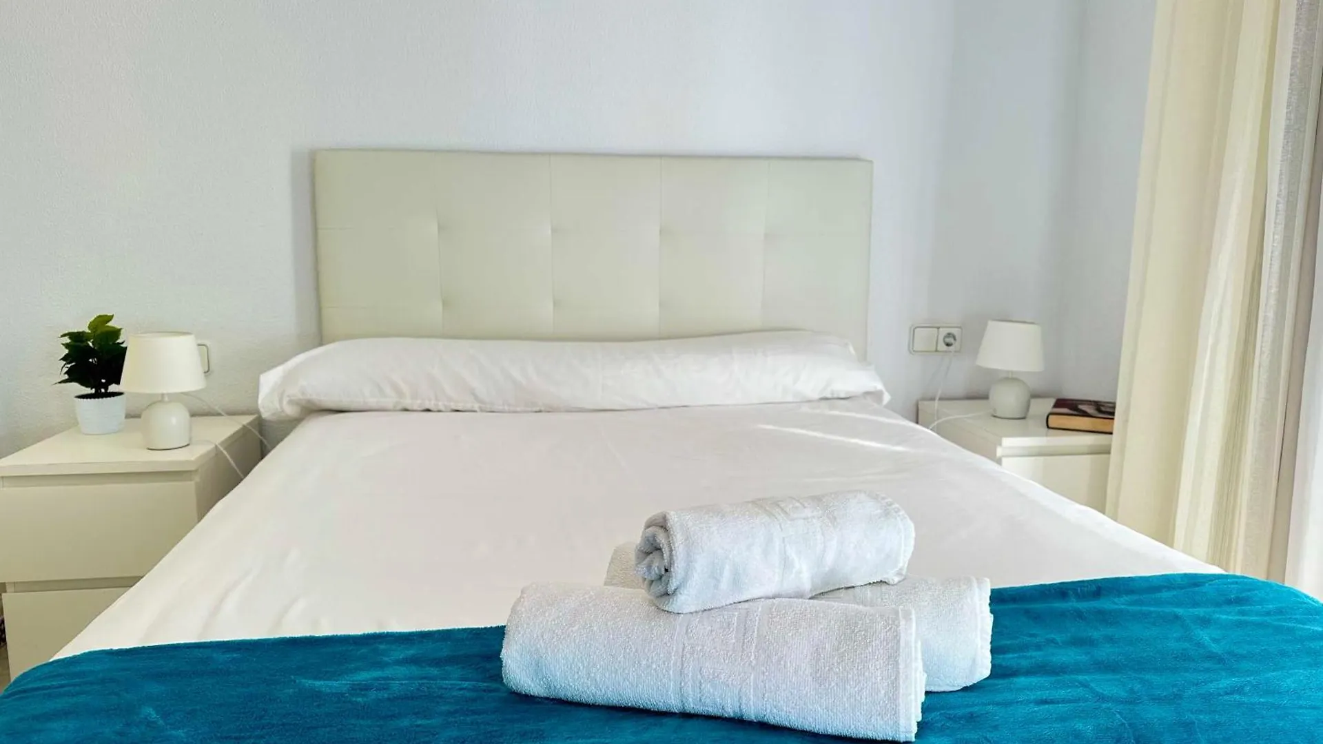 Apartamentos Costa Sancti Petri Chiclana de la Frontera 0*,  España